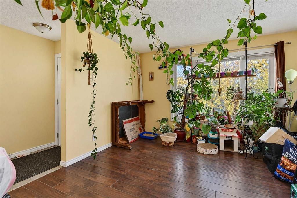 9412 83 Avenue  - Photo 4