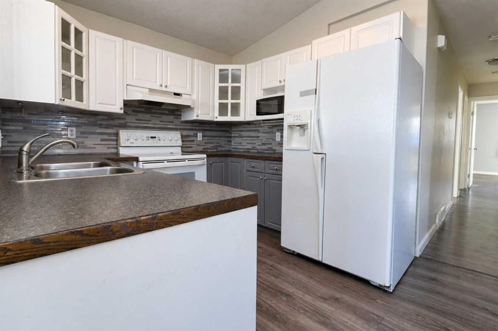 9729 126 Avenue   - Photo 14