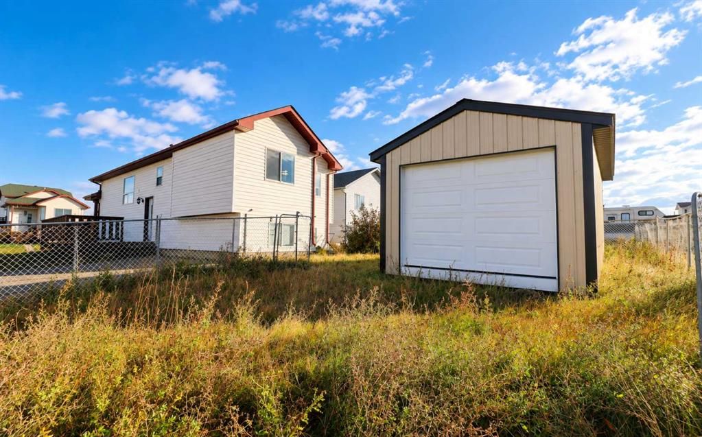 9729 126 Avenue   - Photo 37