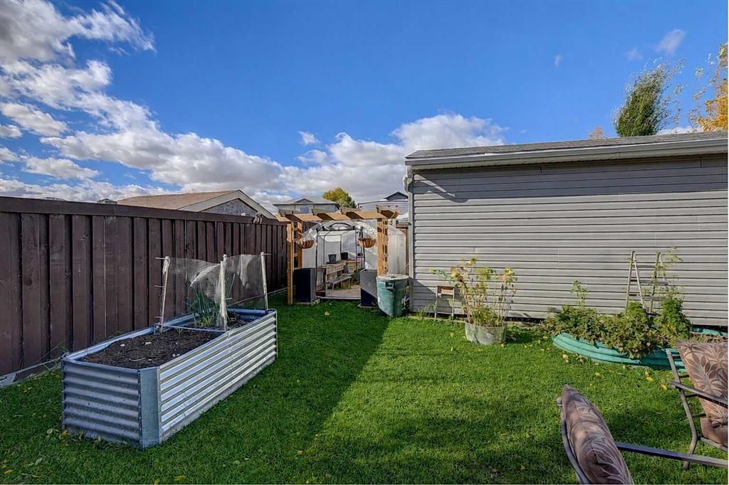 9319 99 Avenue  - Photo 22