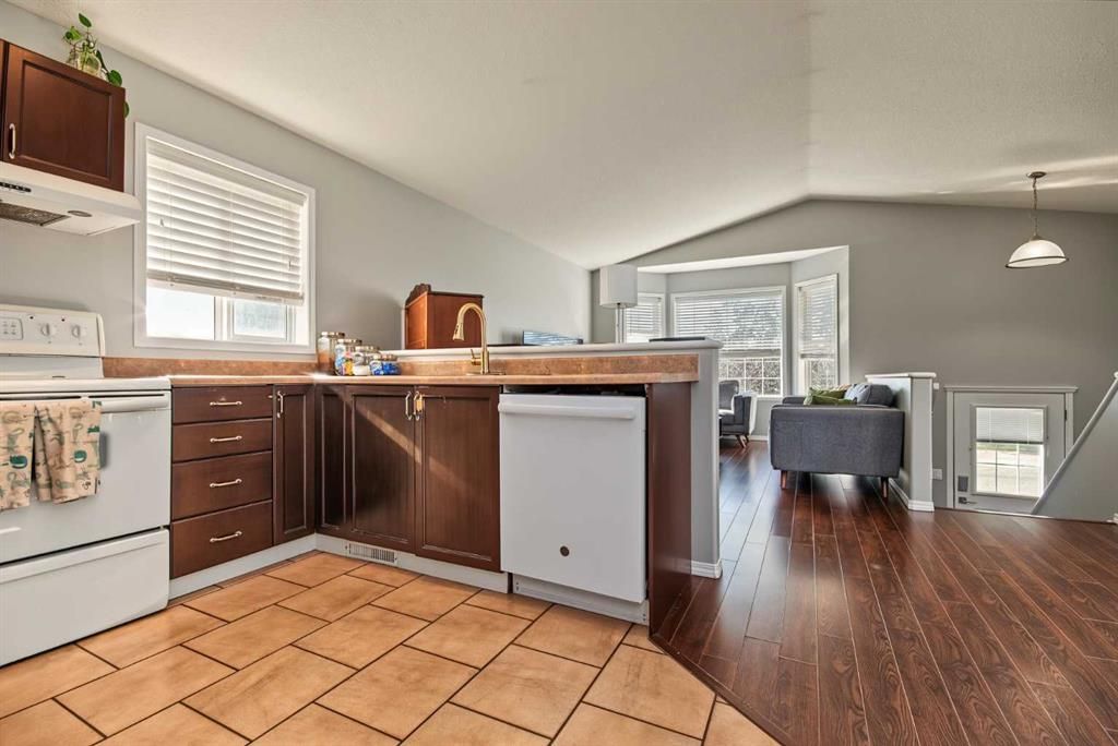 6217 88A Street  - Photo 13