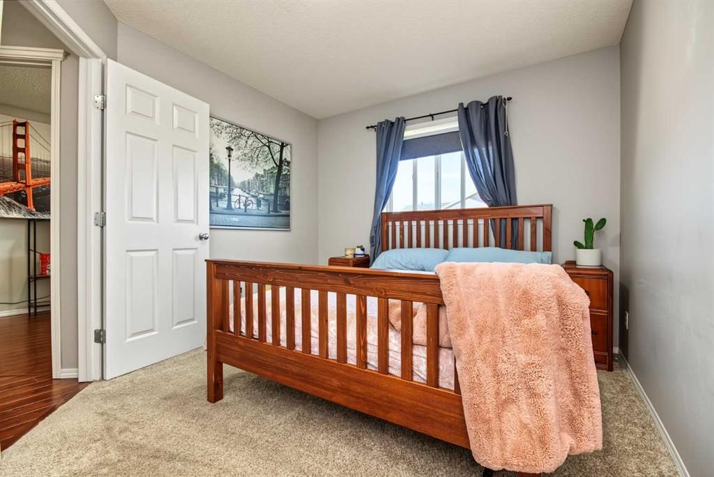 6217 88A Street  - Photo 16