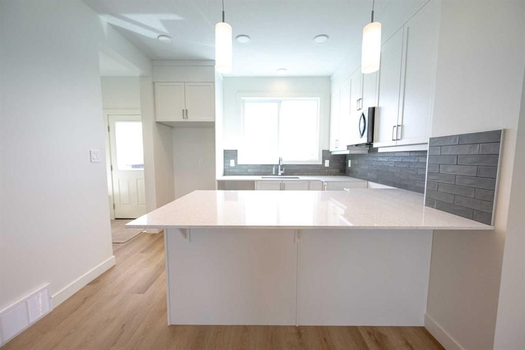 8633 Copperwood Road  - Photo 9