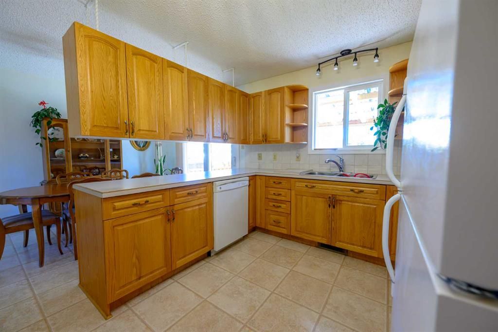 7231 Patterson Drive  - Photo 11