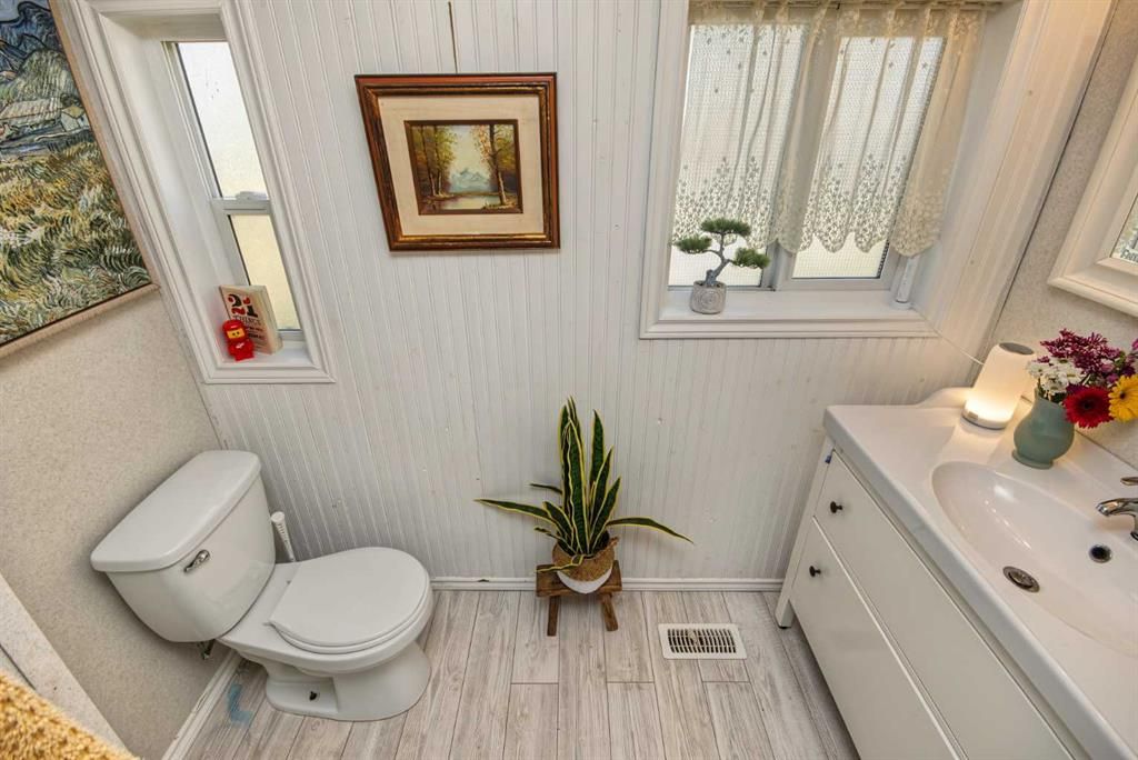 10026 96A Avenue   - Photo 32