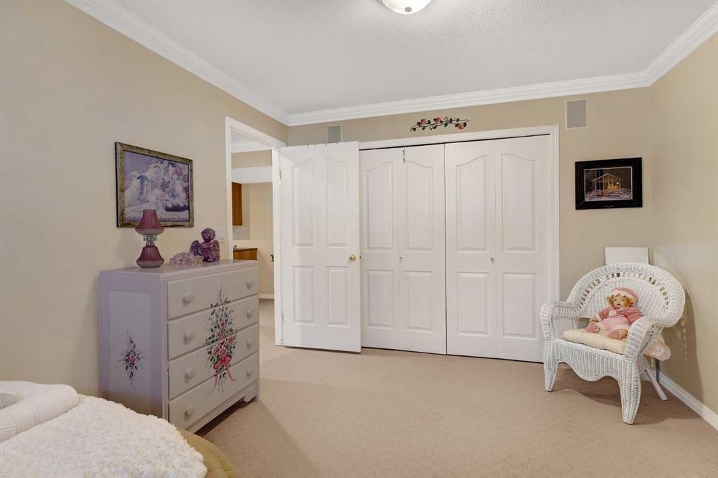 4615 94 Street  - Photo 32