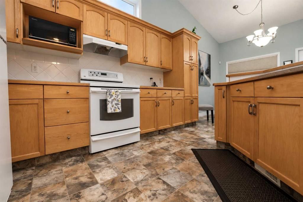 130 Pinnacle Way  - Photo 7