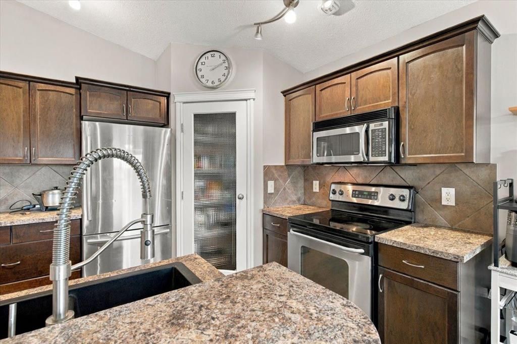 185 Pinnacle Drive  - Photo 15