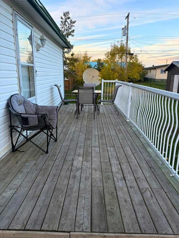 4425 51 Avenue   - Photo 5