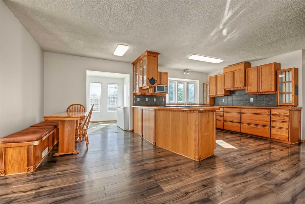 9907 85 Avenue  - Photo 11