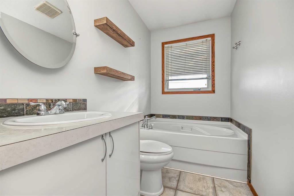 9907 85 Avenue  - Photo 22