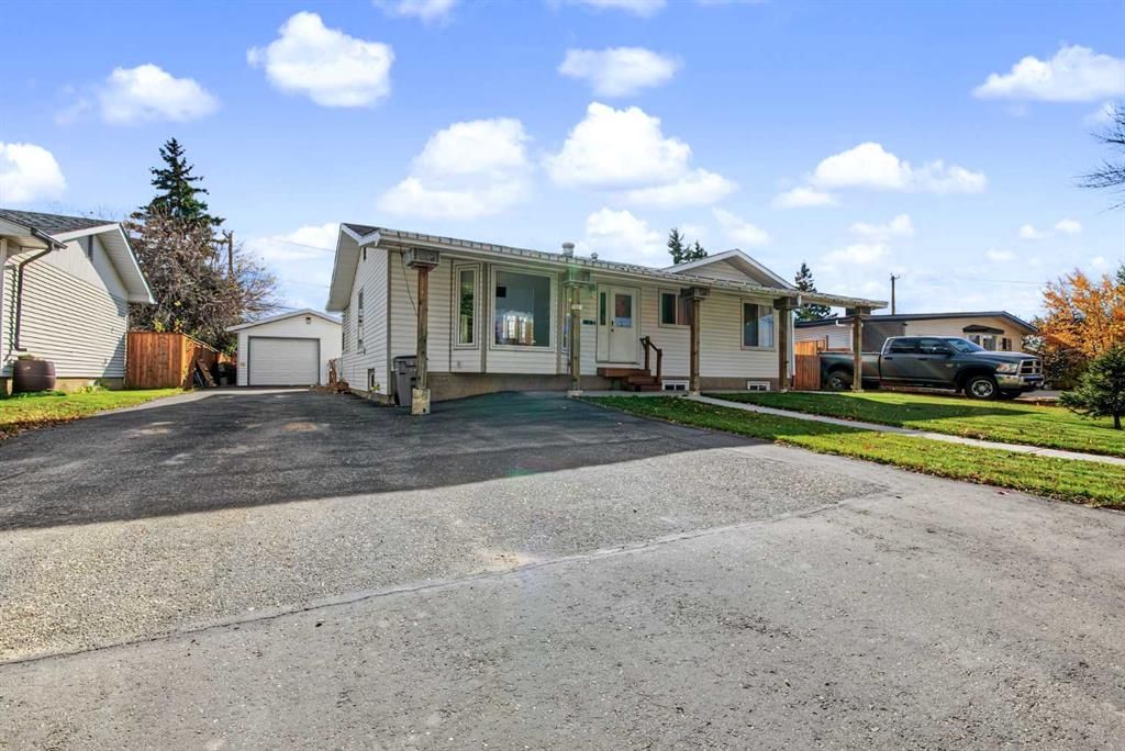 9907 85 Avenue  - Photo 3