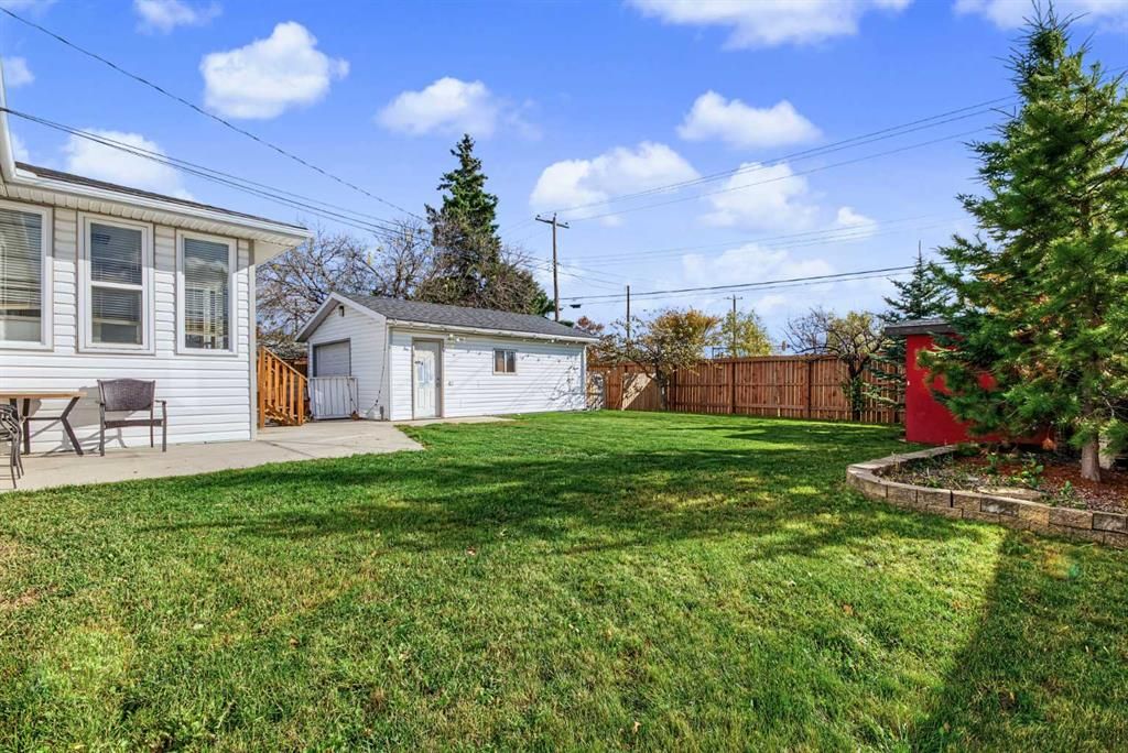 9907 85 Avenue  - Photo 31