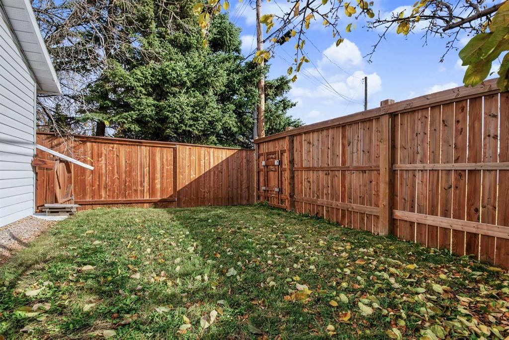 9907 85 Avenue  - Photo 33