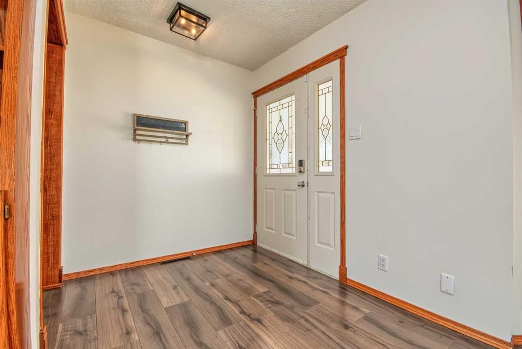 9907 85 Avenue  - Photo 5