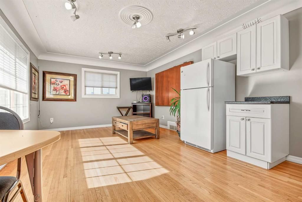9816 105 Avenue  - Photo 17