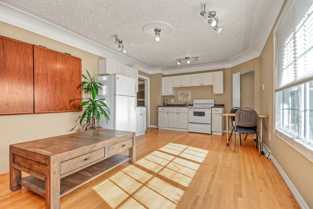 9816 105 Avenue  - Photo 19