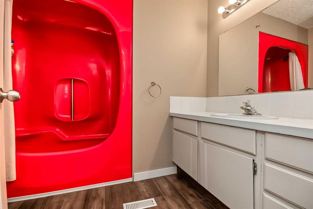 9816 105 Avenue  - Photo 28