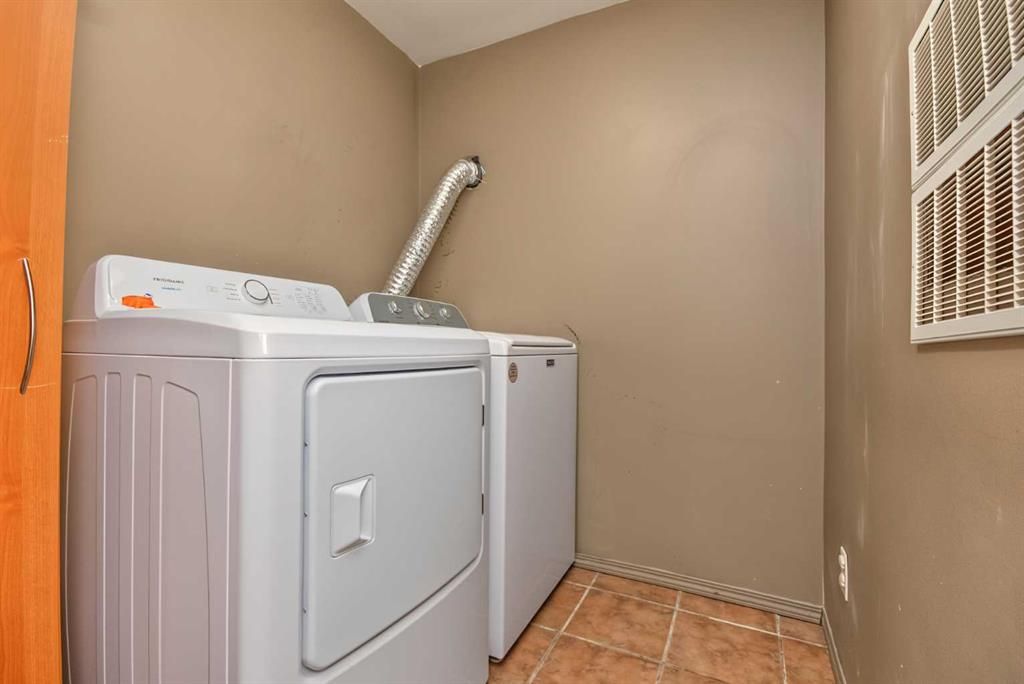 9816 105 Avenue  - Photo 33