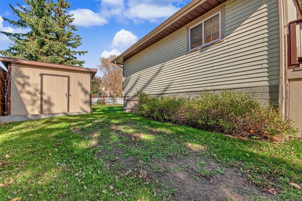 9816 105 Avenue  - Photo 38