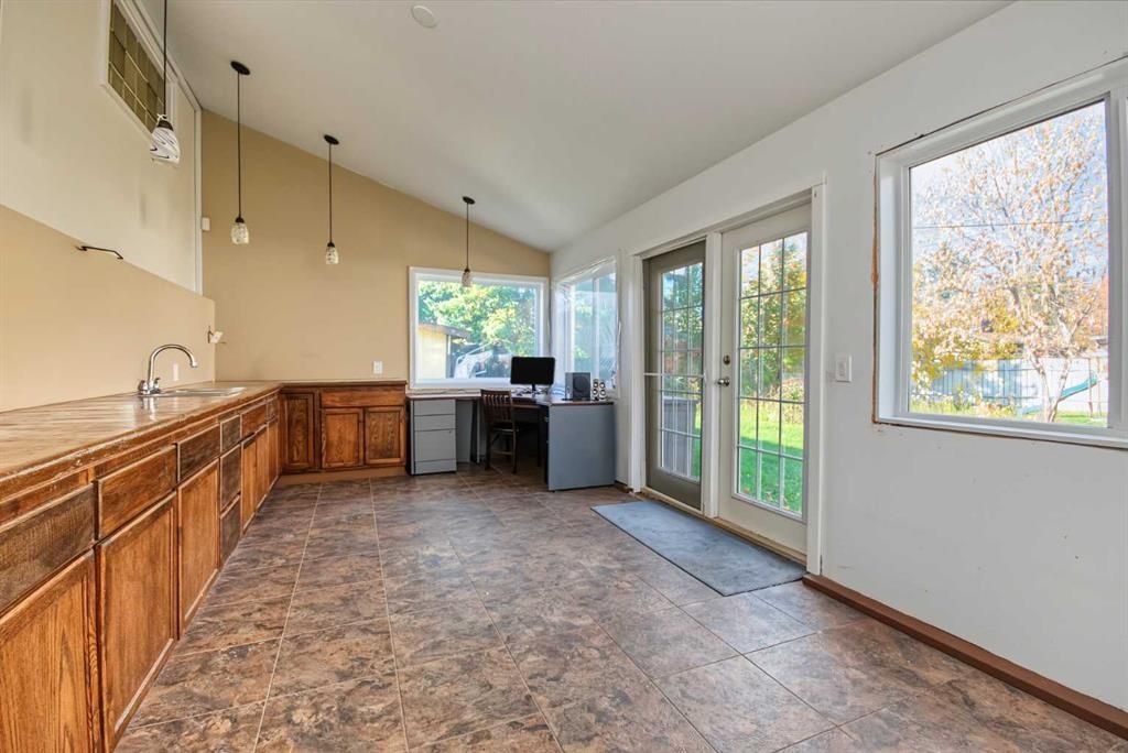 9816 105 Avenue  - Photo 9