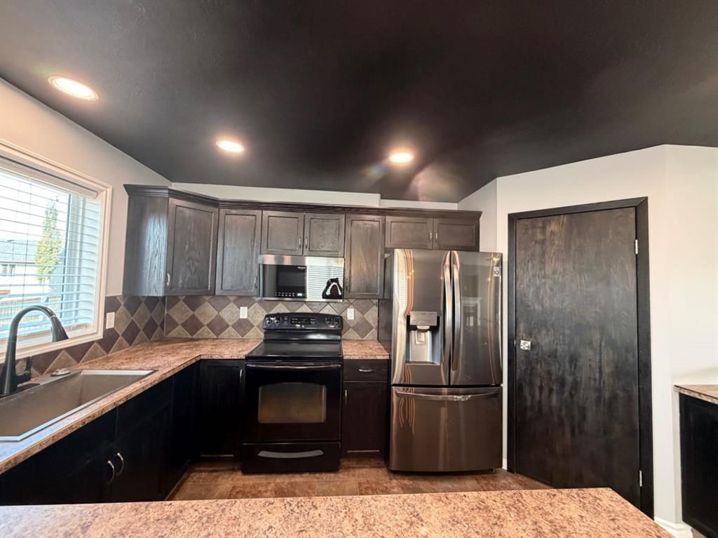 10115 93 Street  - Photo 10