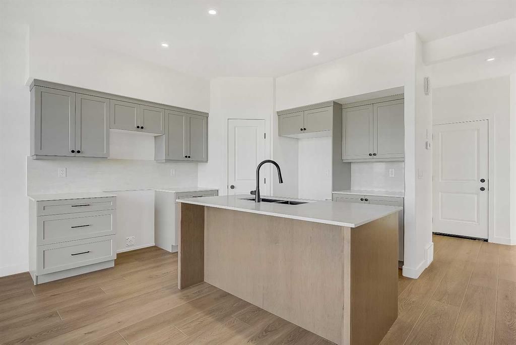 10237 128 Avenue  - Photo 4
