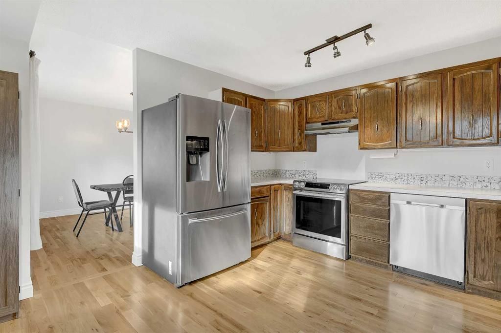 9821 76A Avenue  - Photo 12