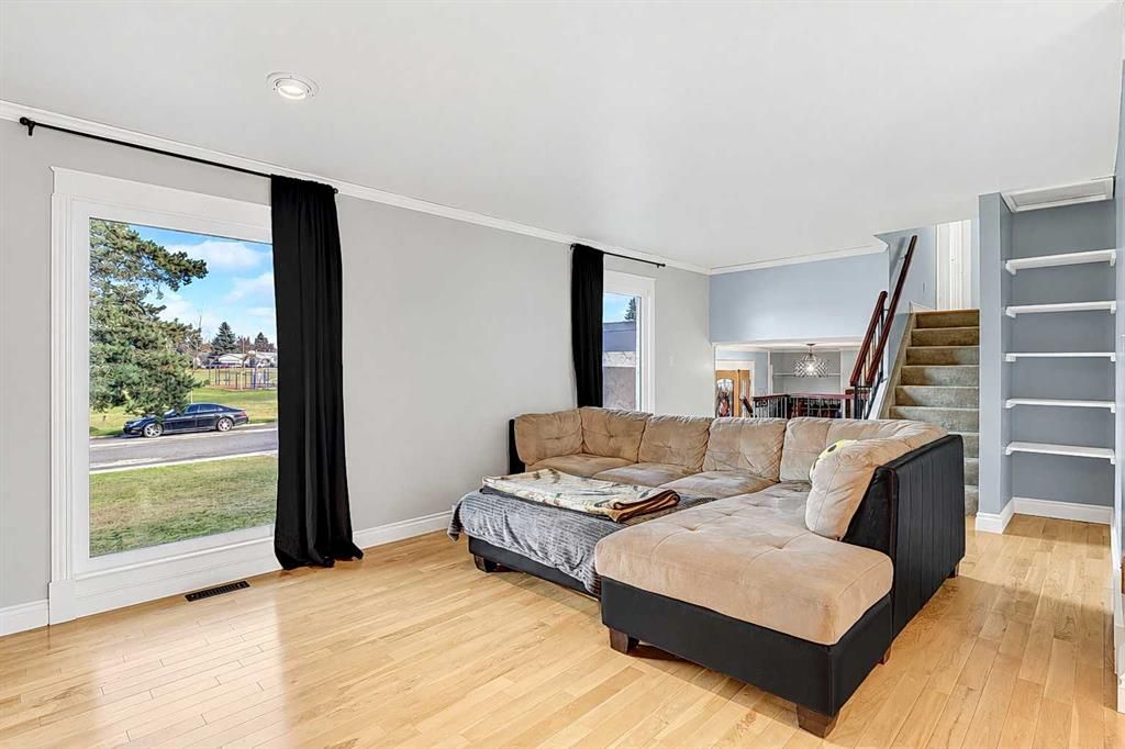 9821 76A Avenue  - Photo 7