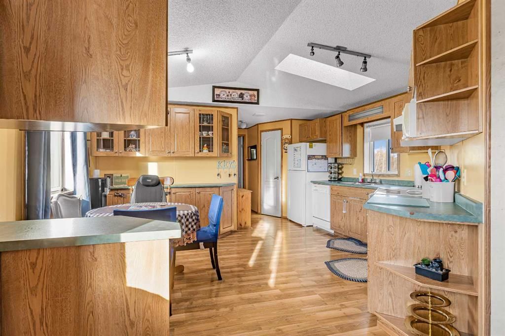 721015 Range Road 30   - Photo 4