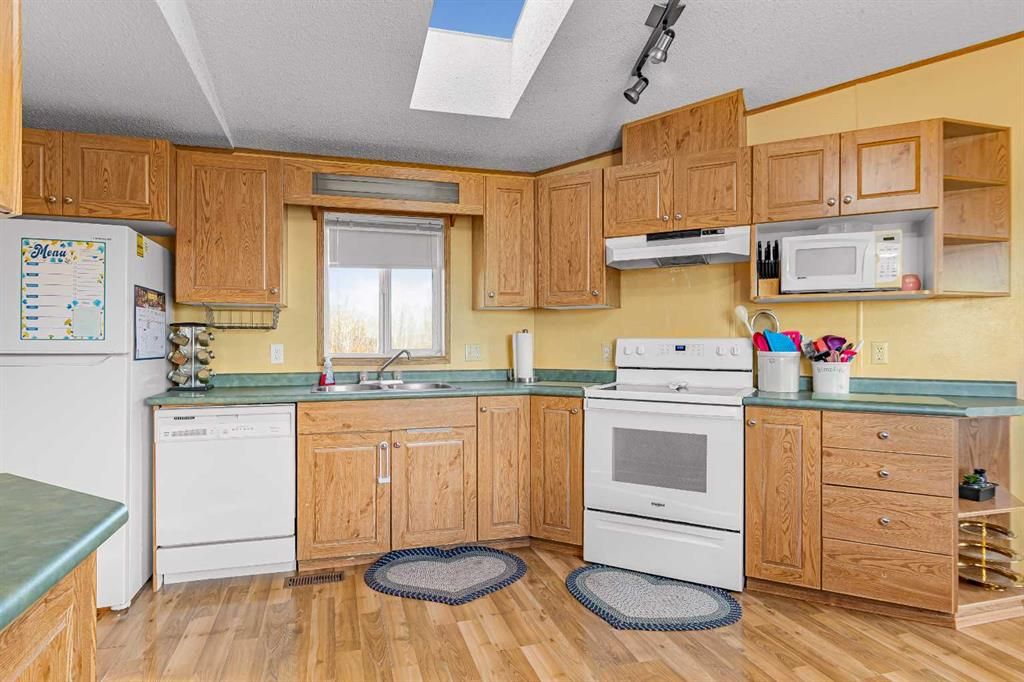 721015 Range Road 30   - Photo 6