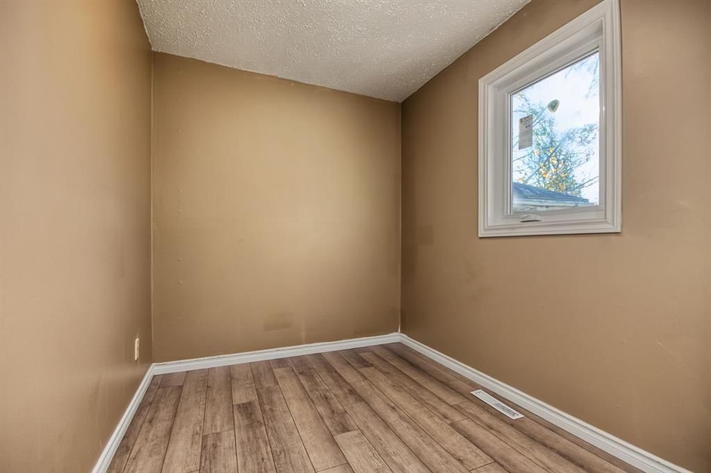 9319 108 Avenue  - Photo 13