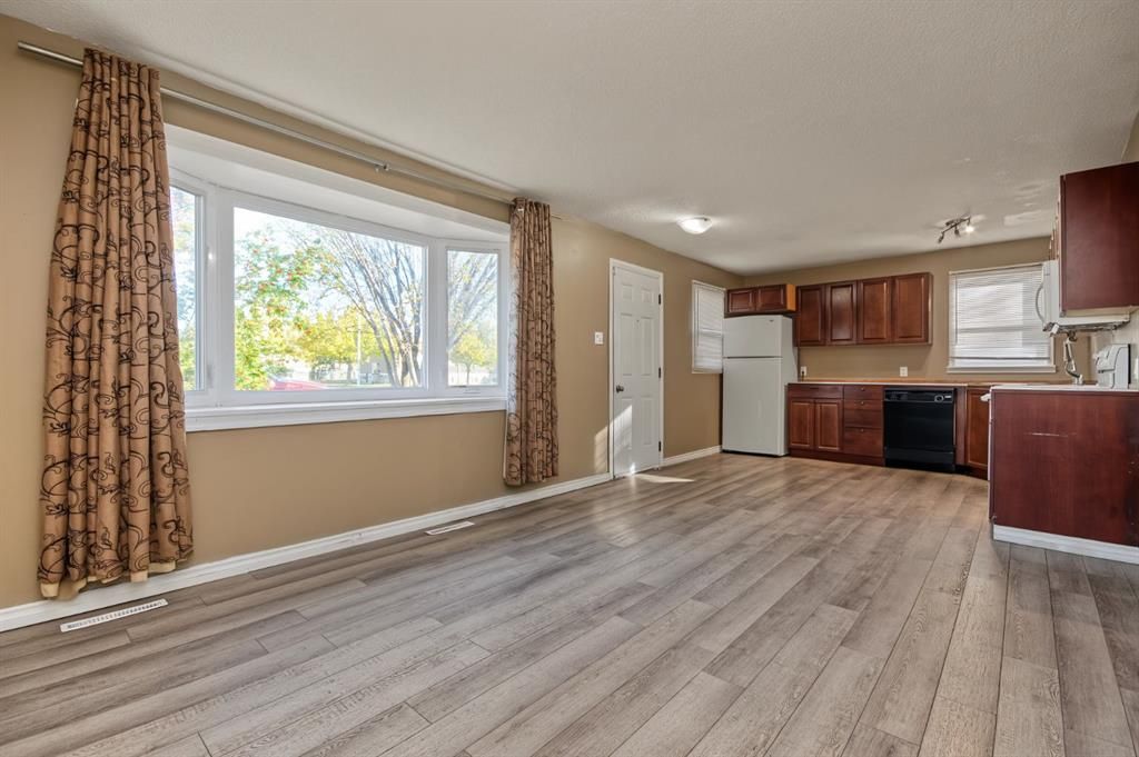 9319 108 Avenue  - Photo 6