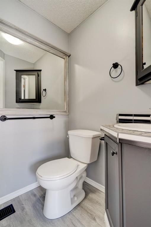10209 98 Avenue  - Photo 11