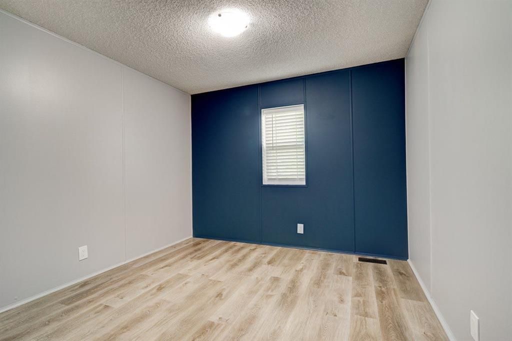 10209 98 Avenue  - Photo 15