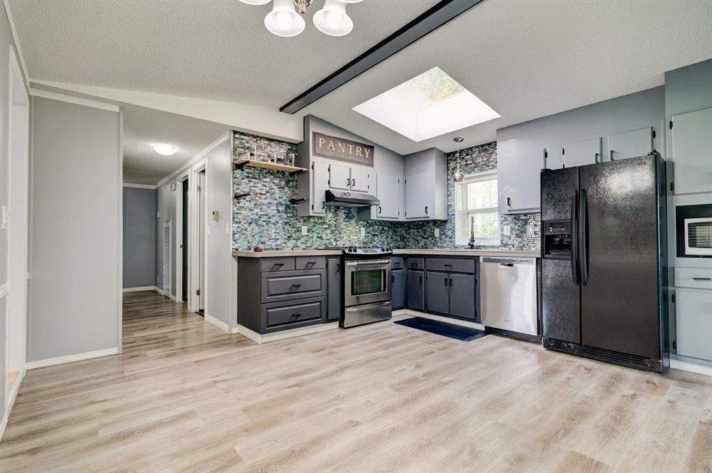 10209 98 Avenue  - Photo 6