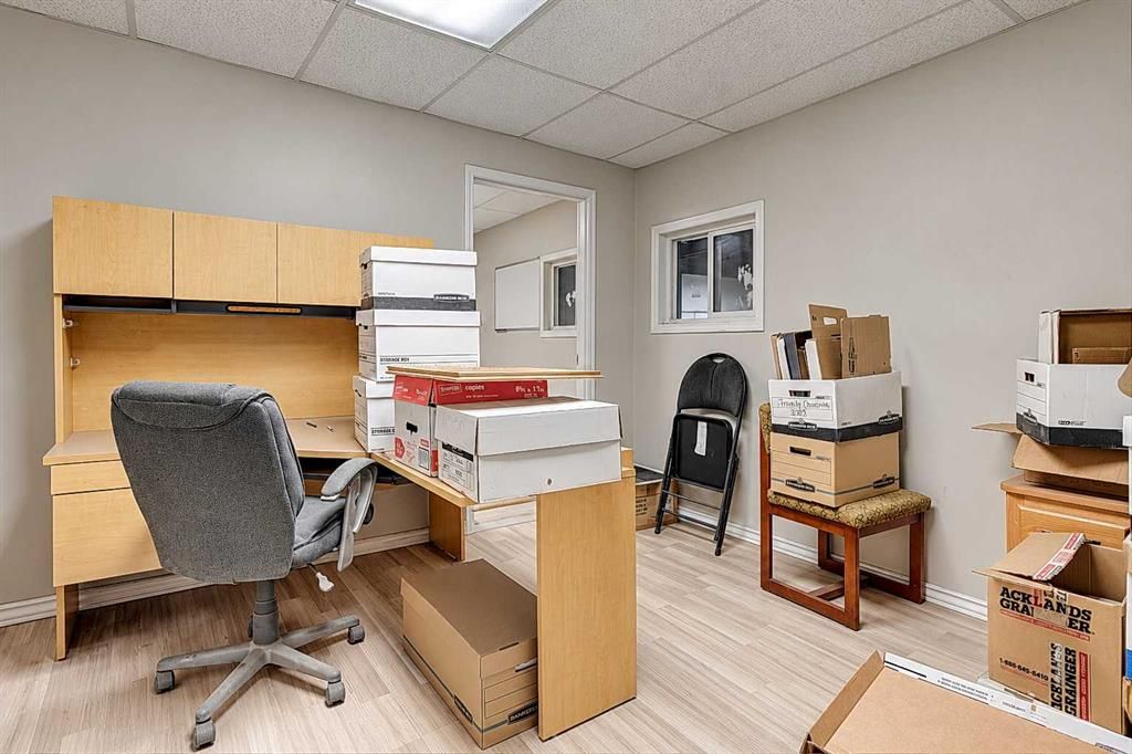 9116 111 Street  - Photo 28