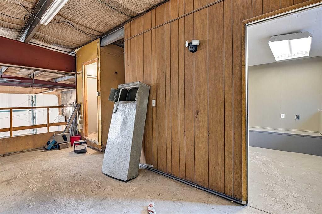 9116 111 Street  - Photo 35
