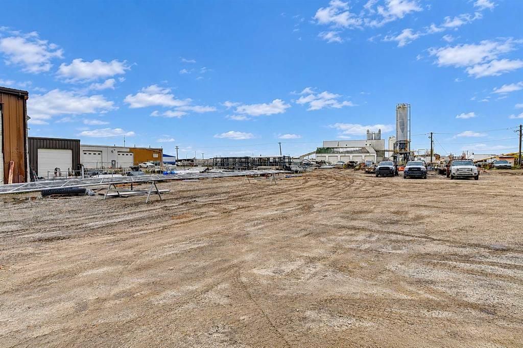 9116 111 Street  - Photo 4