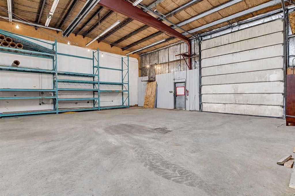 9116 111 Street  - Photo 5