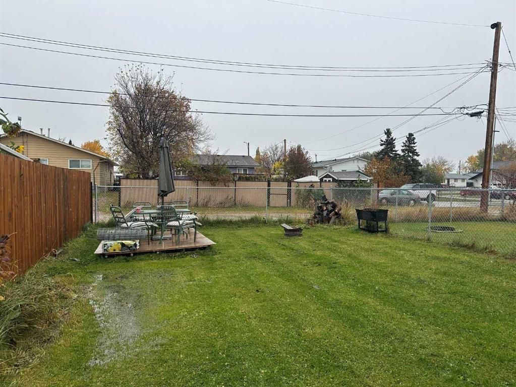 9910 93 Avenue  - Photo 12