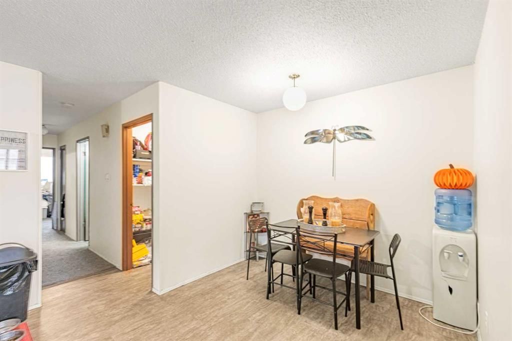 9910 93 Avenue  - Photo 4