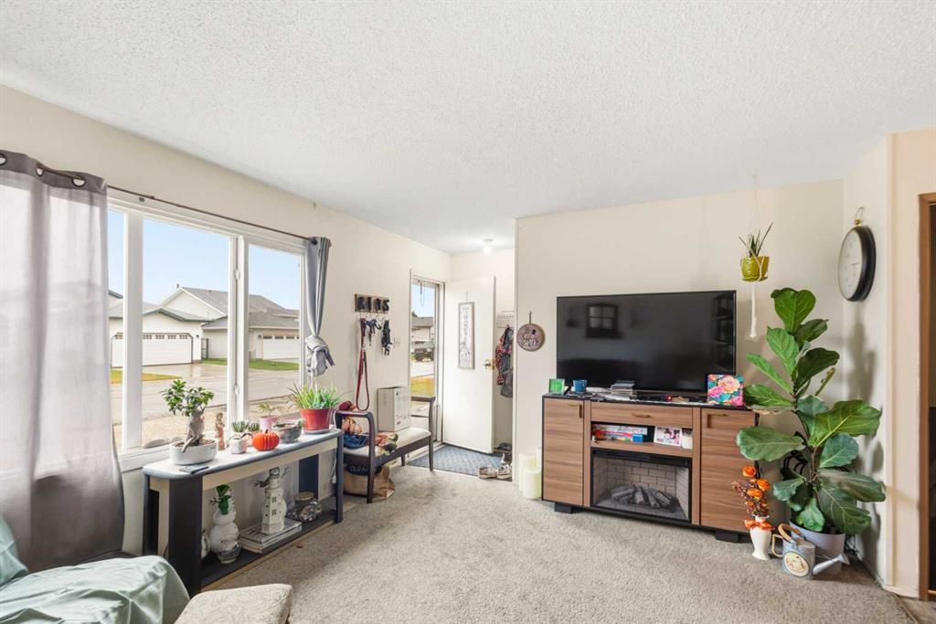 9910 93 Avenue  - Photo 5