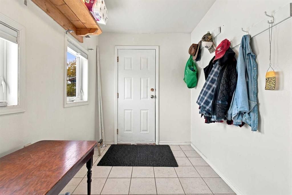5022 50 Avenue  - Photo 8