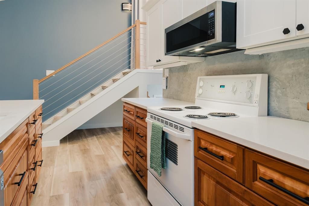 A/B, 46 Woodland Acres  - Photo 10