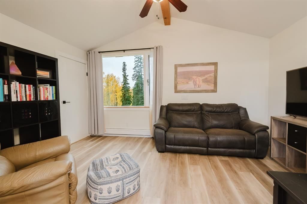A/B, 46 Woodland Acres  - Photo 17