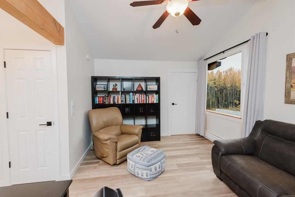 A/B, 46 Woodland Acres  - Photo 18