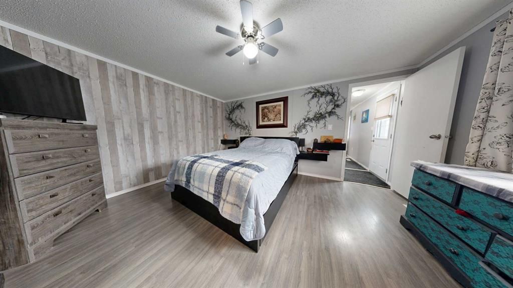 8708 89 Street  - Photo 13