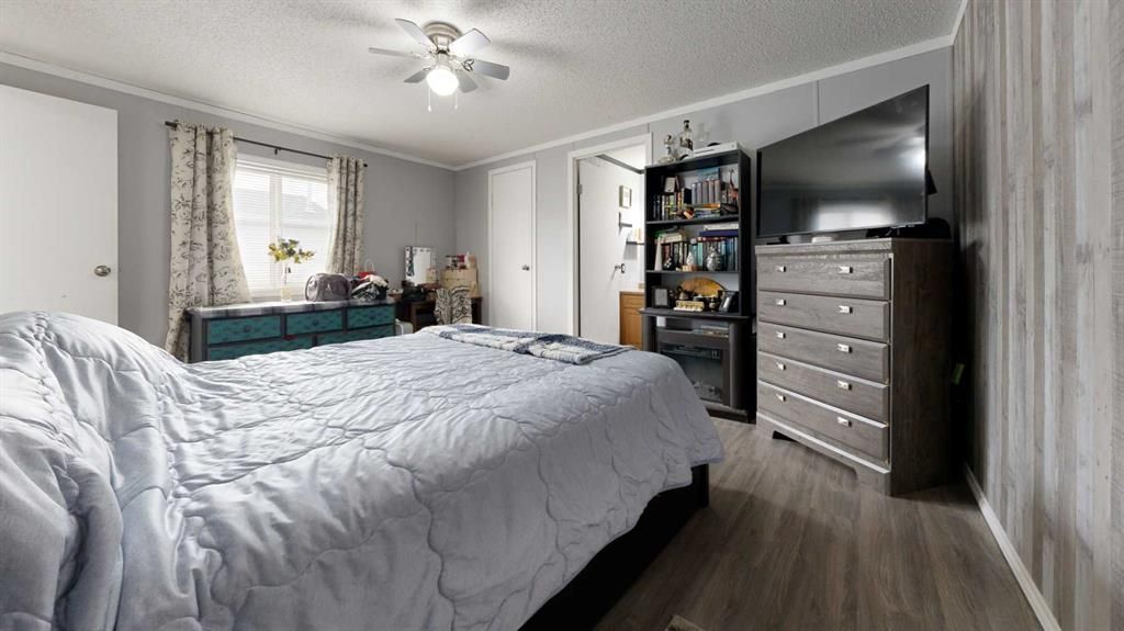 8708 89 Street  - Photo 14