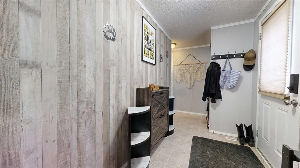 8708 89 Street  - Photo 3